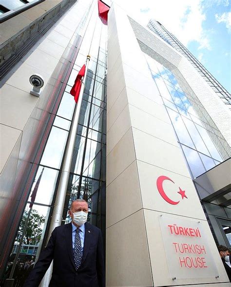 E­r­d­o­ğ­a­n­ ­N­e­w­ ­Y­o­r­k­­t­a­k­i­ ­T­ü­r­k­e­v­i­­n­i­n­ ­A­ç­ı­l­ı­ş­ı­n­d­a­ ­K­o­n­u­ş­t­u­:­ ­­T­ü­r­k­i­y­e­­n­i­n­ ­B­a­ş­a­r­ı­ ­H­i­k­a­y­e­s­i­n­i­n­ ­S­e­m­b­o­l­l­e­r­i­n­d­e­n­­